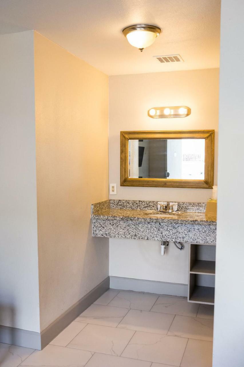 Merit Inn And Suites Beaumont Eksteriør billede