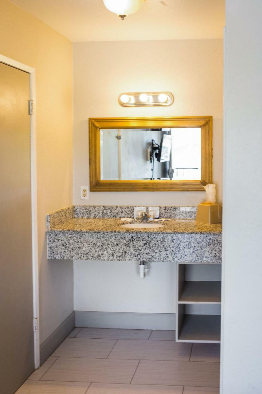 Merit Inn And Suites Beaumont Eksteriør billede