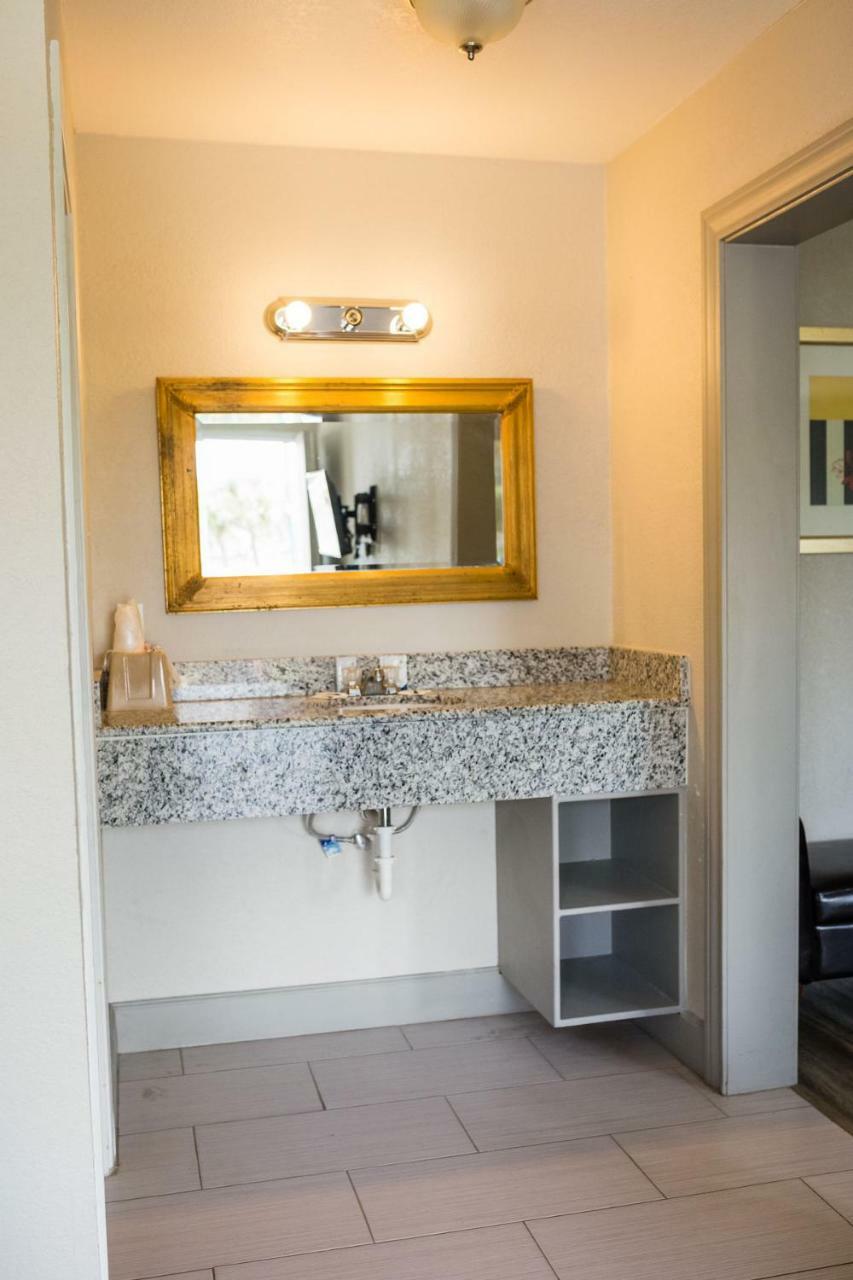 Merit Inn And Suites Beaumont Eksteriør billede